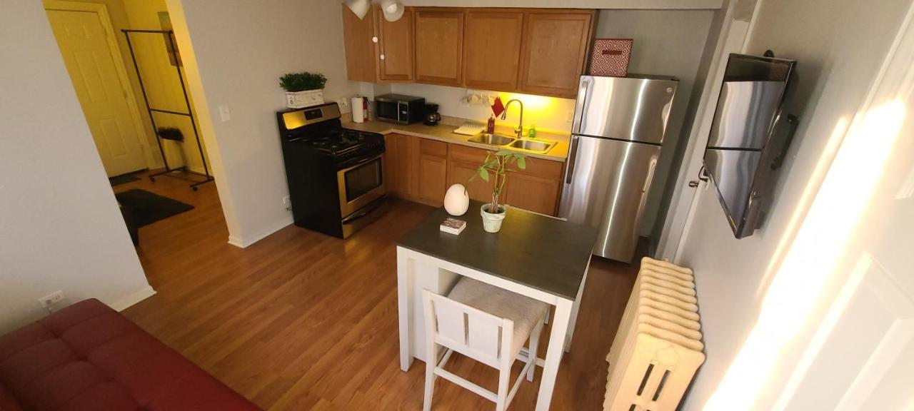 Cozy 1 Bedroom, 1 Min From Irving Park Blue Line, Free Parking 芝加哥 外观 照片