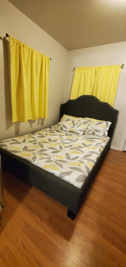 Cozy 1 Bedroom, 1 Min From Irving Park Blue Line, Free Parking 芝加哥 外观 照片