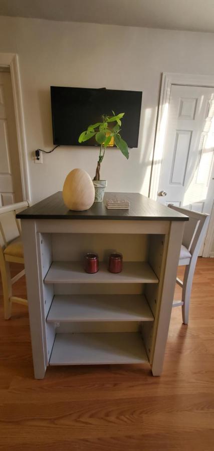 Cozy 1 Bedroom, 1 Min From Irving Park Blue Line, Free Parking 芝加哥 外观 照片
