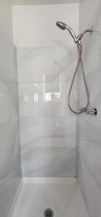 Cozy 1 Bedroom, 1 Min From Irving Park Blue Line, Free Parking 芝加哥 外观 照片